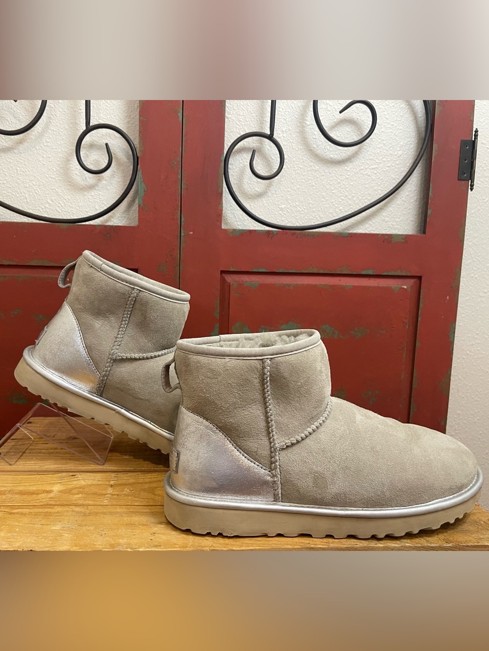 UGG Classic Mini Shine Boots in Goat / Silver Metallic - Size 9 (With Box)